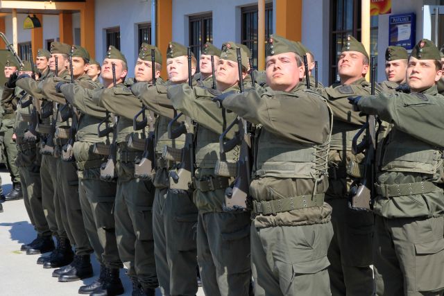 Bildgröße auf die Monitorauflösung (640x480 px) optimiert