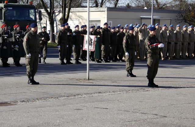 Bildgröße auf die Monitorauflösung (640x480 px) optimiert