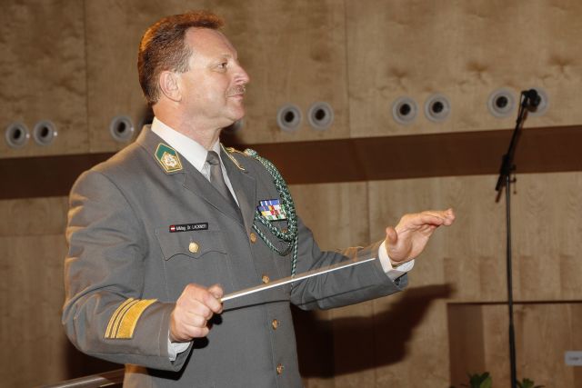 Bildname: 20130412_221411.jpg, momentane Bildgröße: 640x427 px Bildgröße auf die Monitorauflösung (640x480 px) optimiert