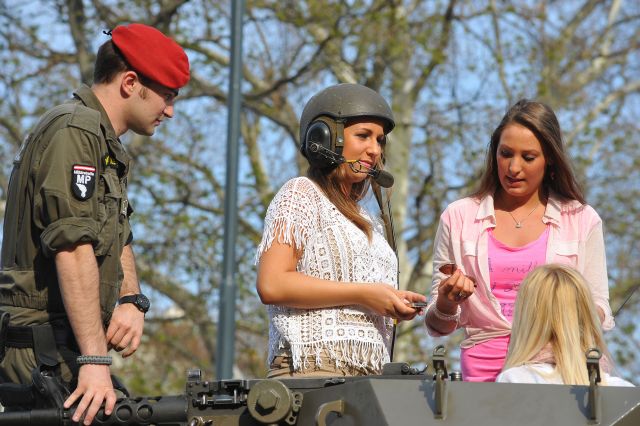 Bildgr&ouml;&szlig;e auf die Monitoraufl&ouml;sung (640x480 px) optimiert