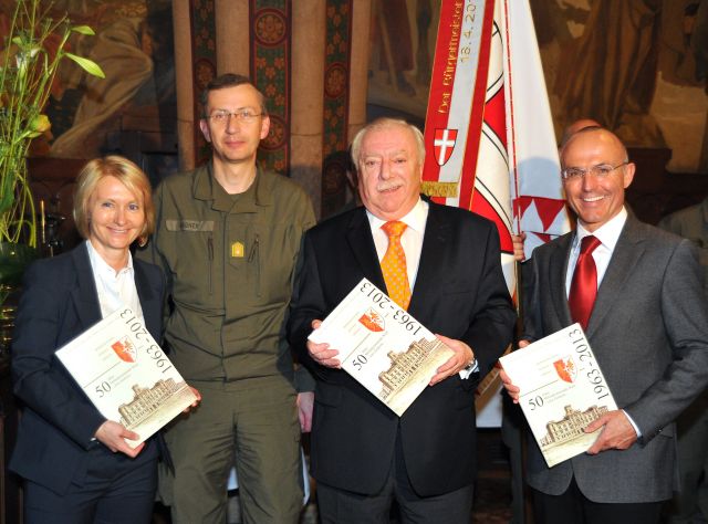 Bildgr&ouml;&szlig;e auf die Monitoraufl&ouml;sung (640x480 px) optimiert