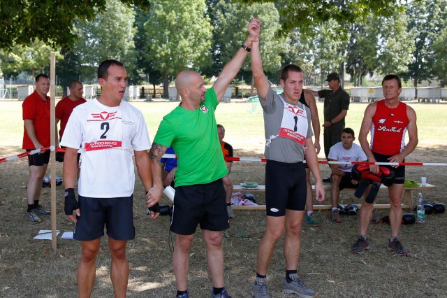 Bildgröße auf die Monitorauflösung (640x480 px) optimiert