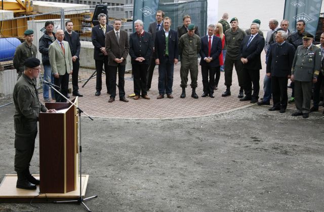 Bildgr&ouml;&szlig;e auf die Monitoraufl&ouml;sung (640x480 px) optimiert