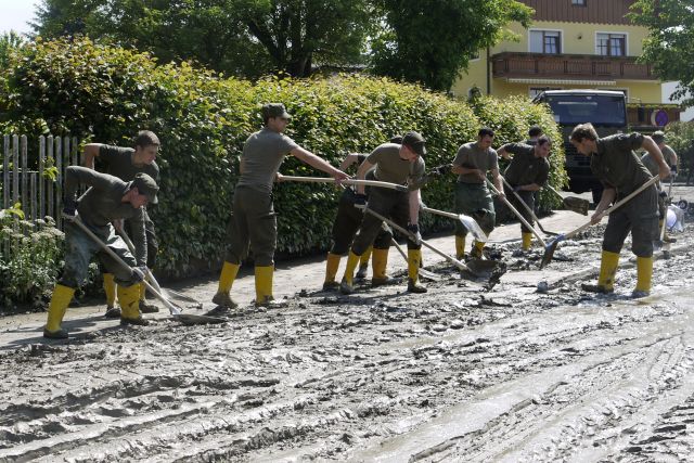 Bildgröße auf die Monitorauflösung (640x480 px) optimiert