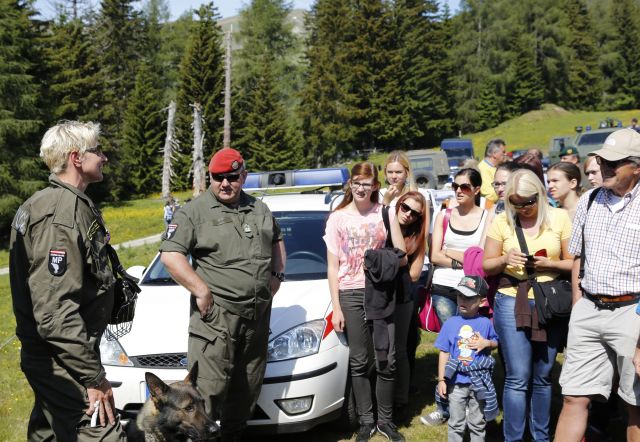 Bildgröße auf die Monitorauflösung (640x480 px) optimiert