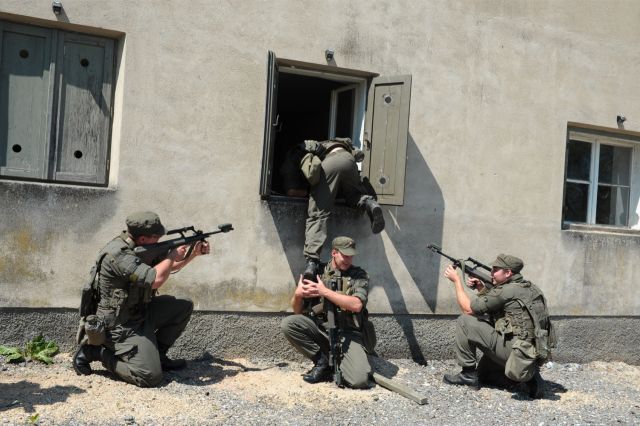 Bildgr&ouml;&szlig;e auf die Monitoraufl&ouml;sung (640x480 px) optimiert