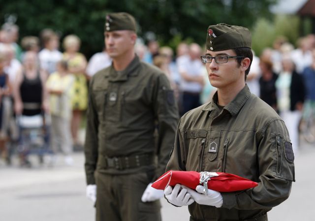 Bildgröße auf die Monitorauflösung (640x480 px) optimiert