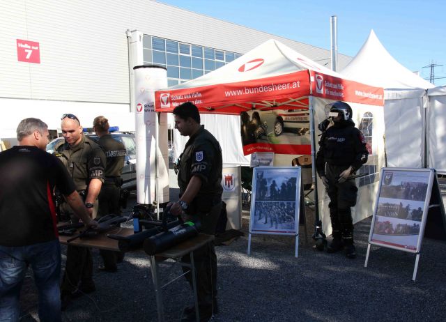 Bildgröße auf die Monitorauflösung (640x480 px) optimiert