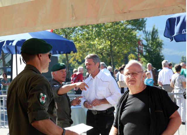 Bildgröße auf die Monitorauflösung (640x480 px) optimiert