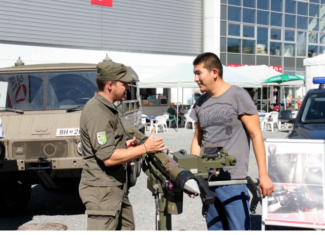 Bildgr&ouml;&szlig;e auf die Monitoraufl&ouml;sung (640x480 px) optimiert