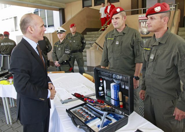 Bildgr&ouml;&szlig;e auf die Monitoraufl&ouml;sung (640x480 px) optimiert