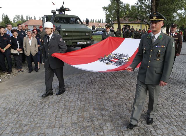 Bildgröße auf die Monitorauflösung (640x480 px) optimiert