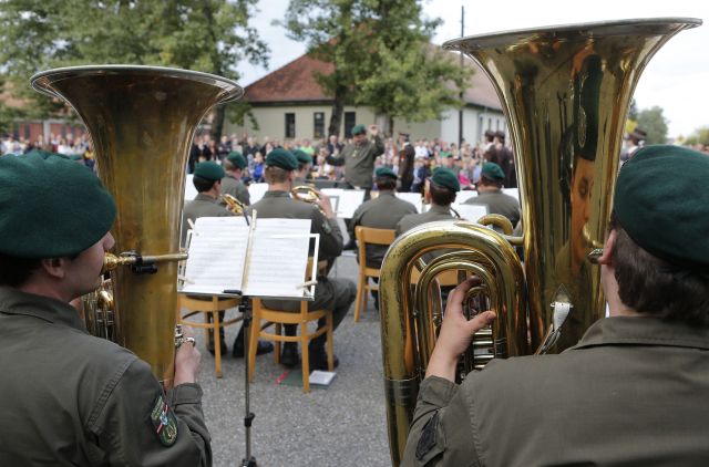 Bildname: 20130920_170807.jpg, momentane Bildgröße: 640x422 px Bildgröße auf die Monitorauflösung (640x480 px) optimiert