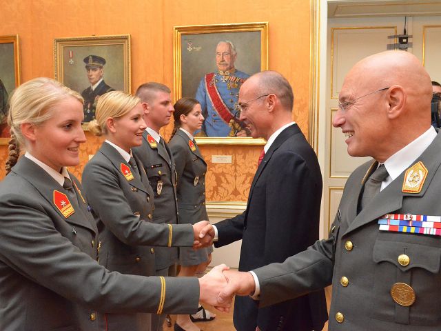 Bildgröße auf die Monitorauflösung (640x480 px) optimiert