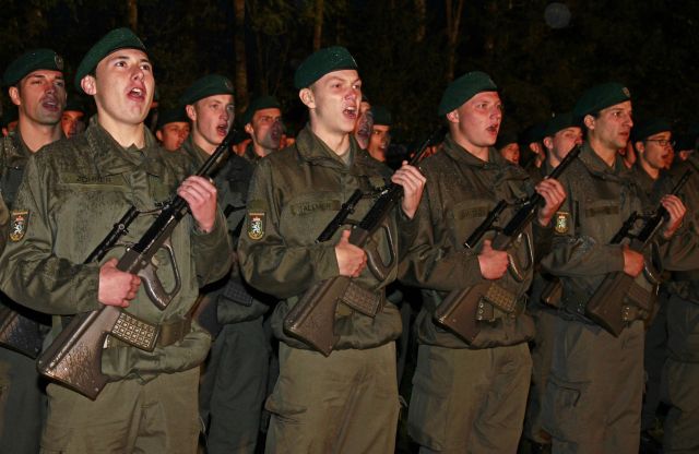 Bildgröße auf die Monitorauflösung (640x480 px) optimiert