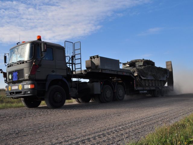 Bildgröße auf die Monitorauflösung (640x480 px) optimiert