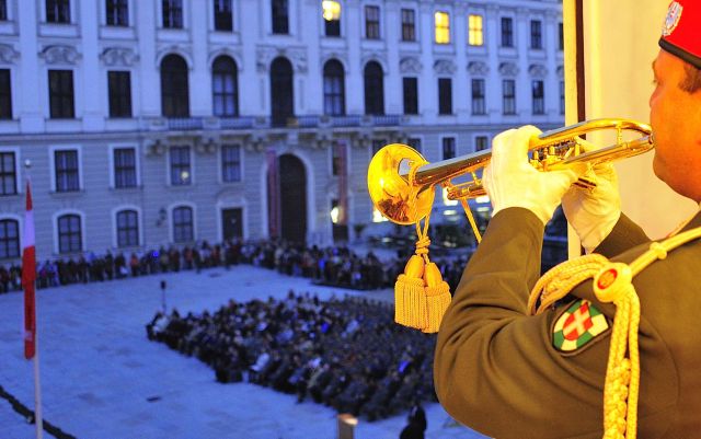 Bildname: 20131009_184614.jpg, momentane Bildgröße: 640x401 px Bildgröße auf die Monitorauflösung (640x480 px) optimiert