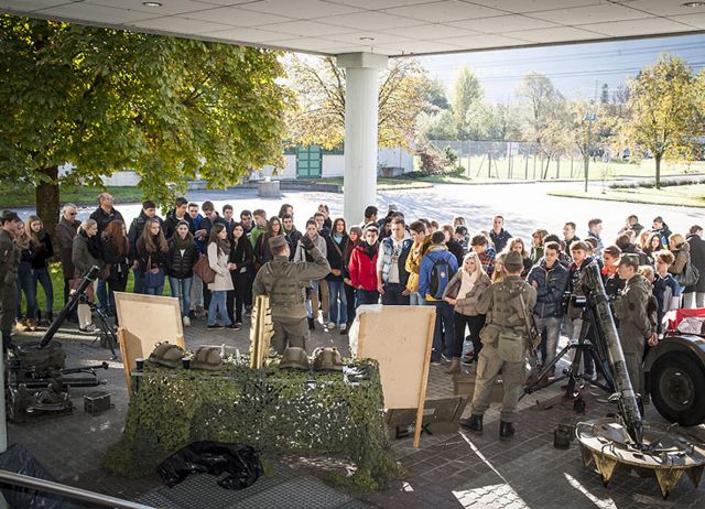 Bildgr&ouml;&szlig;e auf die Monitoraufl&ouml;sung (640x480 px) optimiert