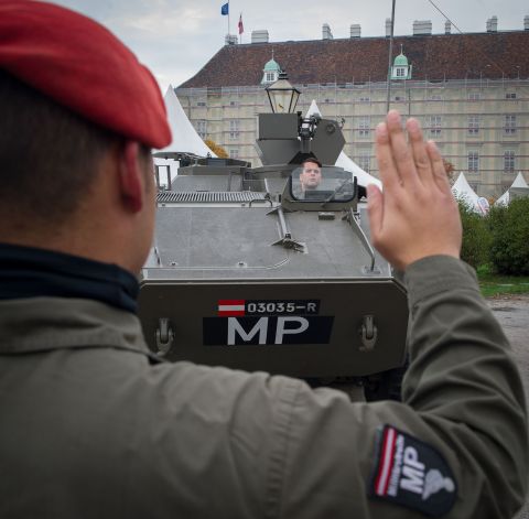 Bildgröße auf die Monitorauflösung (640x480 px) optimiert