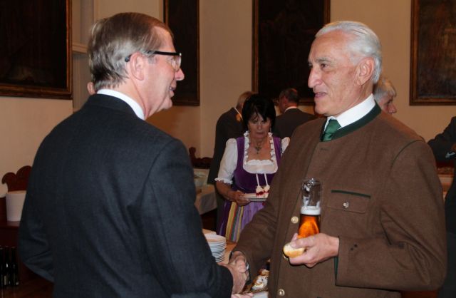 Bildgröße auf die Monitorauflösung (640x480 px) optimiert