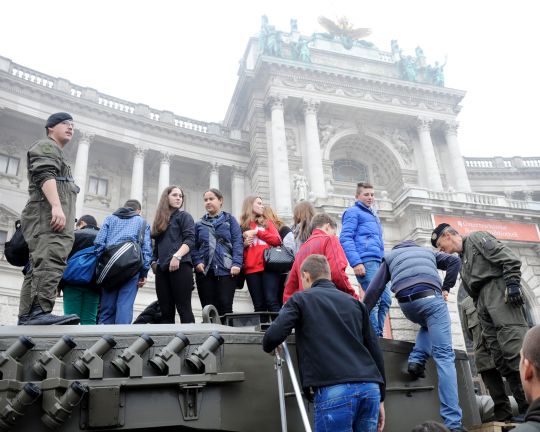 Bildgr&ouml;&szlig;e auf die Monitoraufl&ouml;sung (640x480 px) optimiert