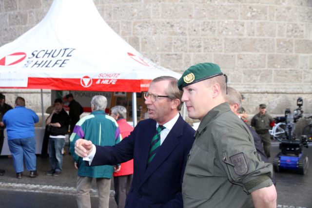 Bildgr&ouml;&szlig;e auf die Monitoraufl&ouml;sung (640x480 px) optimiert