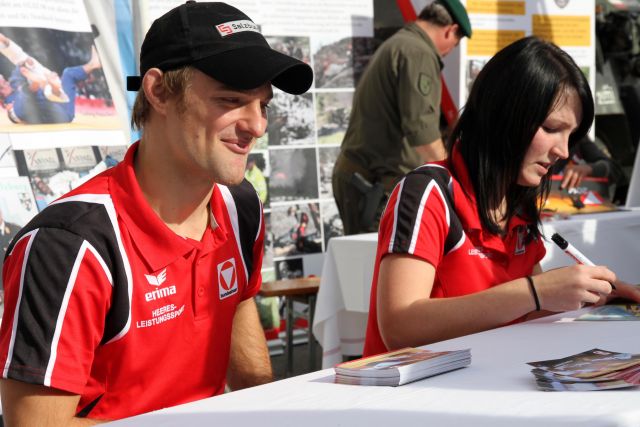 Bildgröße auf die Monitorauflösung (640x480 px) optimiert