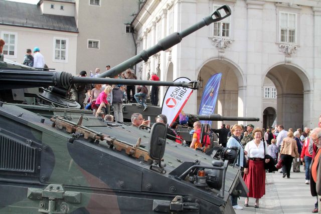 Bildgröße auf die Monitorauflösung (640x480 px) optimiert