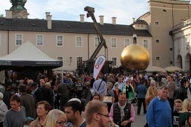 Bildgröße auf die Monitorauflösung (640x480 px) optimiert