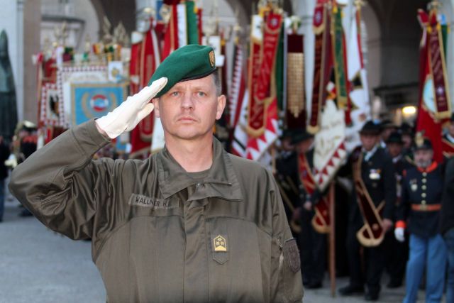 Bildgröße auf die Monitorauflösung (640x480 px) optimiert