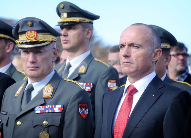 Bildgröße auf die Monitorauflösung (640x480 px) optimiert