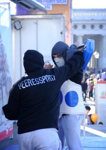 Bildgr&ouml;&szlig;e auf die Monitoraufl&ouml;sung (640x480 px) optimiert