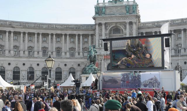 Bildgr&ouml;&szlig;e auf die Monitoraufl&ouml;sung (640x480 px) optimiert