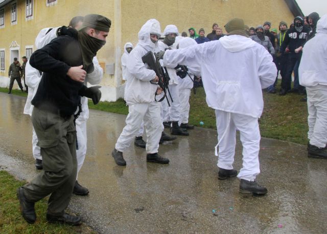 Bildname: 20131120_144437.jpg, momentane Bildgröße: 640x457 px Bildgröße auf die Monitorauflösung (640x480 px) optimiert