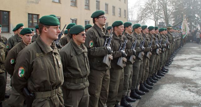 Bildgröße auf die Monitorauflösung (640x480 px) optimiert