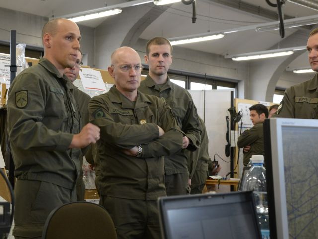 Bildgröße auf die Monitorauflösung (640x480 px) optimiert