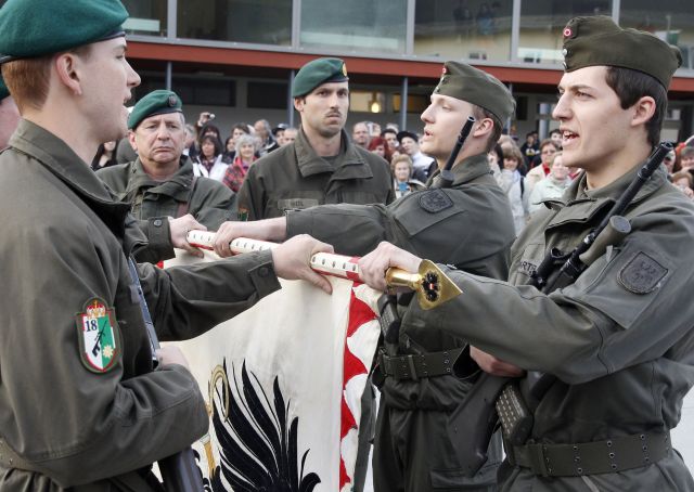 Bildgröße auf die Monitorauflösung (640x480 px) optimiert