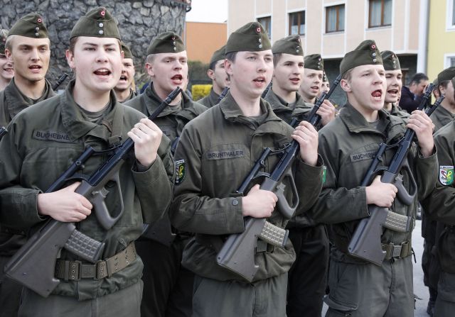 Bildgröße auf die Monitorauflösung (640x480 px) optimiert