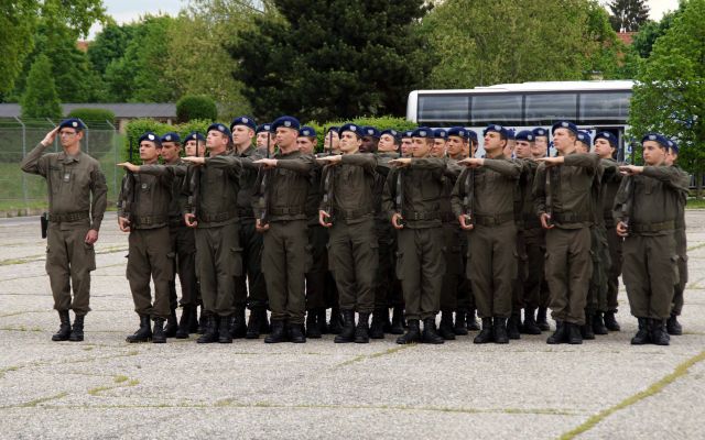 Bildgr&ouml;&szlig;e auf die Monitoraufl&ouml;sung (640x480 px) optimiert