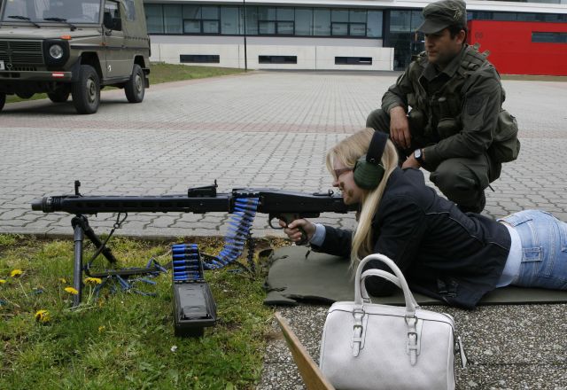 Bildgröße auf die Monitorauflösung (640x480 px) optimiert