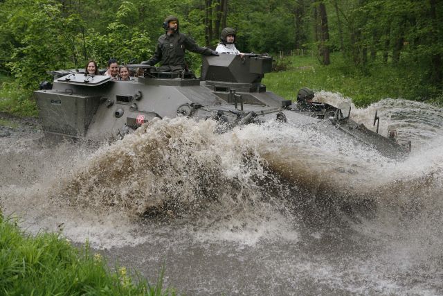 Bildgröße auf die Monitorauflösung (640x480 px) optimiert