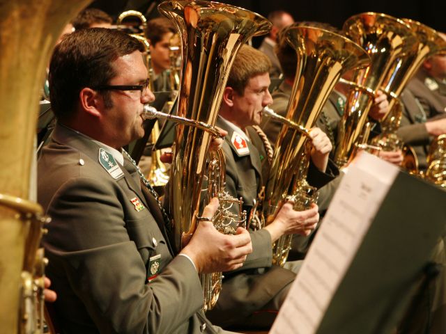 Bildgröße auf die Monitorauflösung (640x480 px) optimiert