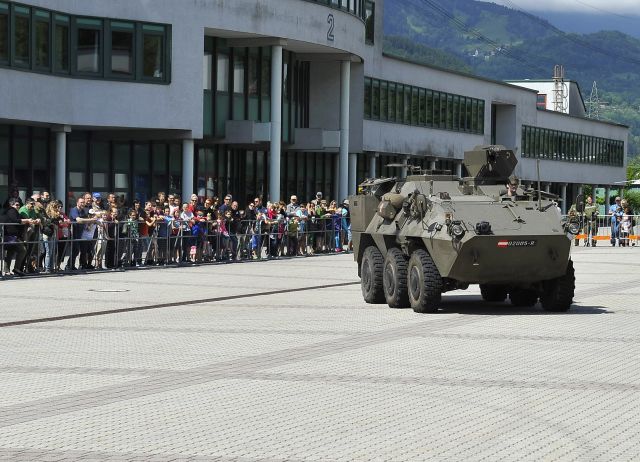 Bildgröße auf die Monitorauflösung (640x480 px) optimiert