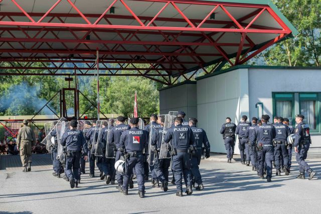 Bildgr&ouml;&szlig;e auf die Monitoraufl&ouml;sung (640x480 px) optimiert