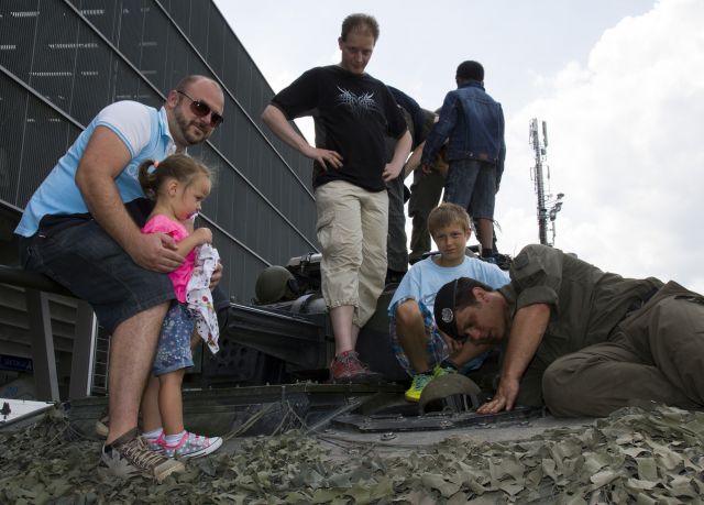 Bildgr&ouml;&szlig;e auf die Monitoraufl&ouml;sung (640x480 px) optimiert