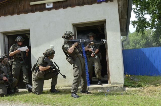 Bildgr&ouml;&szlig;e auf die Monitoraufl&ouml;sung (640x480 px) optimiert