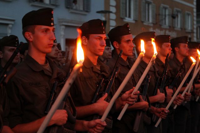 Bildgröße auf die Monitorauflösung (640x480 px) optimiert