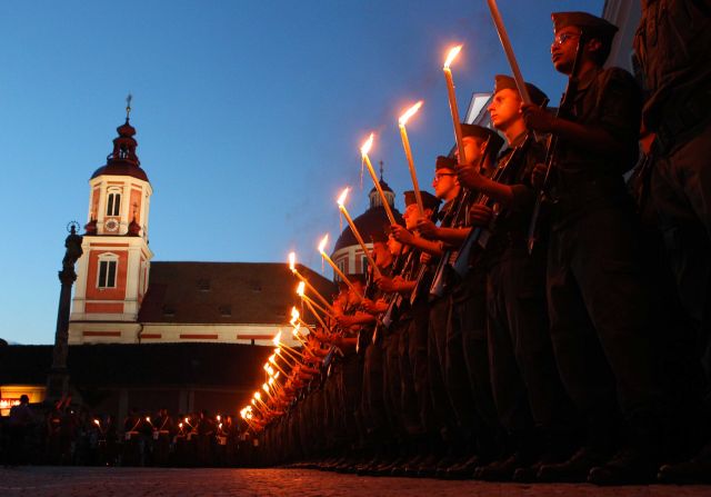 Bildgröße auf die Monitorauflösung (640x480 px) optimiert