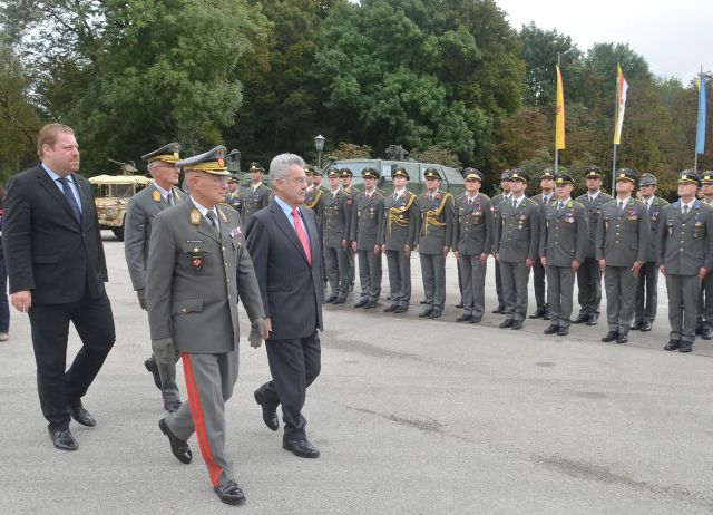 Bildgröße auf die Monitorauflösung (640x480 px) optimiert