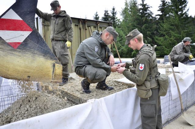 Bildgröße auf die Monitorauflösung (640x480 px) optimiert